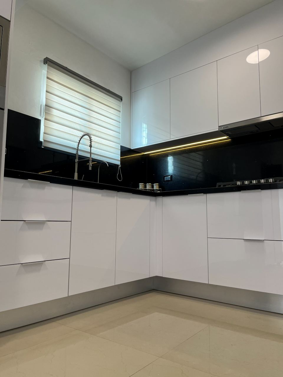 Kitchen EM, foto 13 de 15